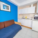Apartamentos AR Monjardi