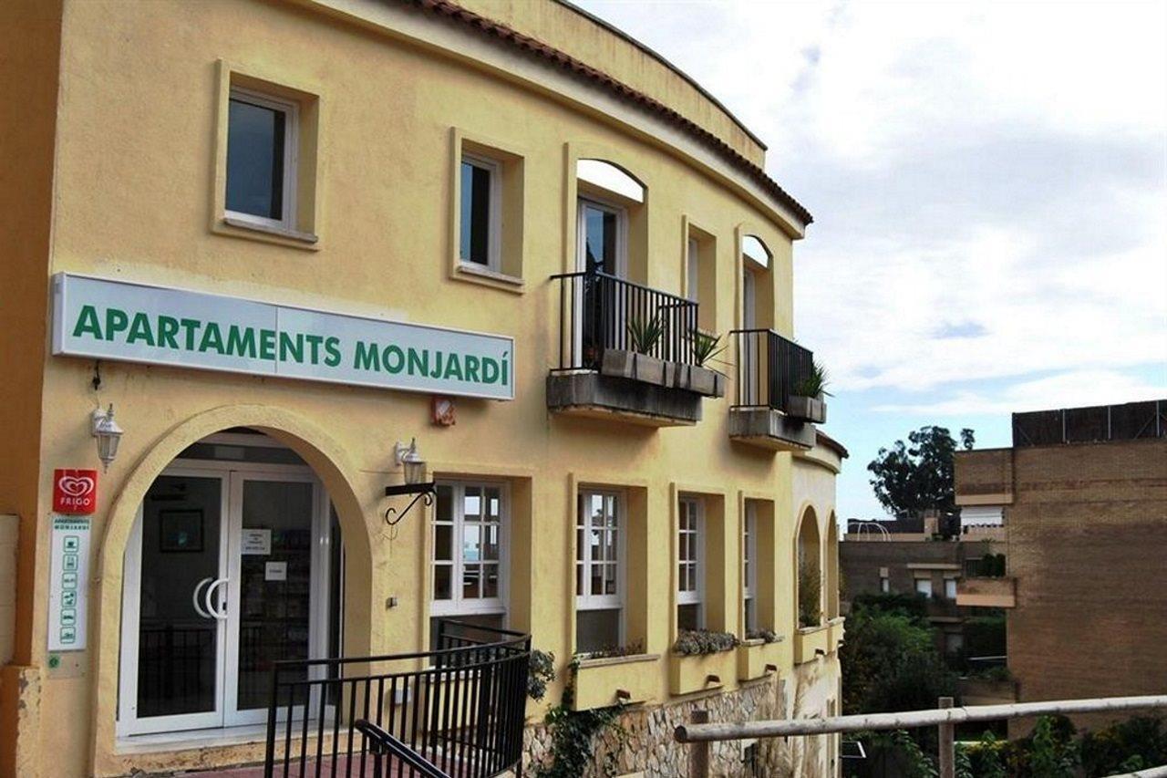 Ar Enjoy Monjardi * Lloret de Mar